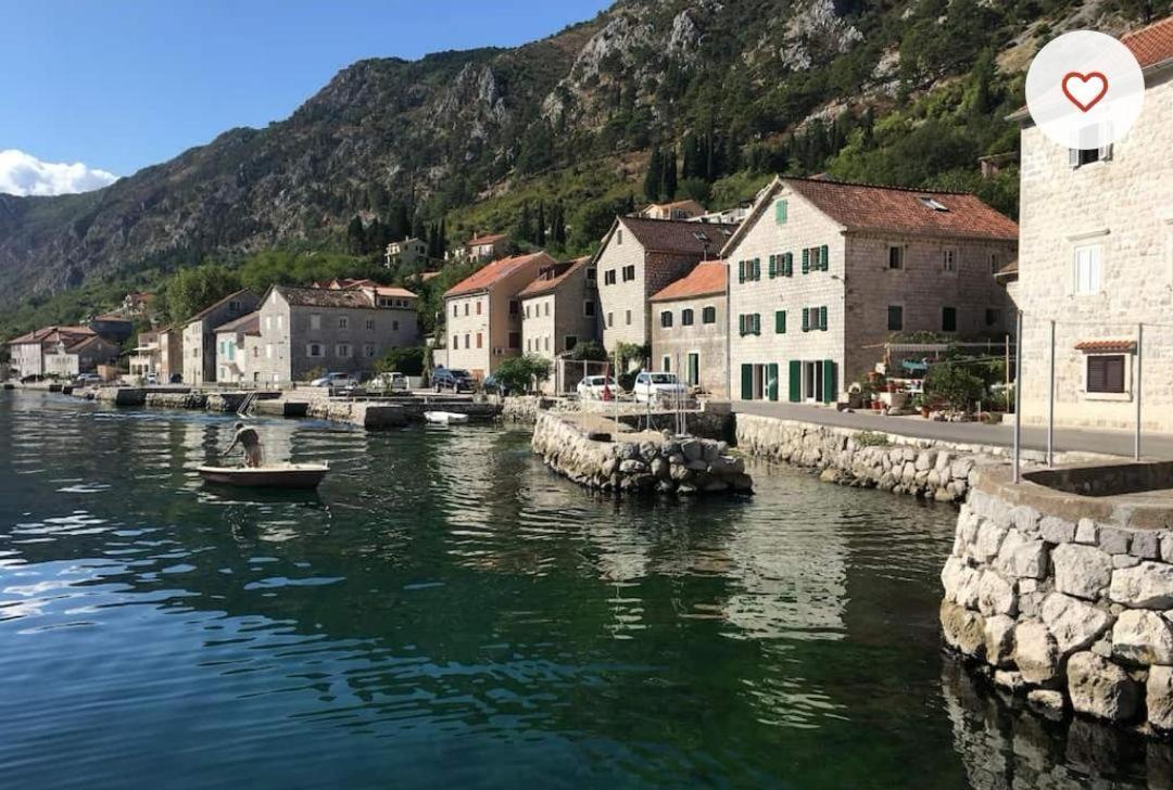 Historic Waterfront House With Private Sea Access Holiday home